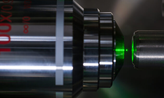 Close-up of a nanoparticle in a phonon laser beam.