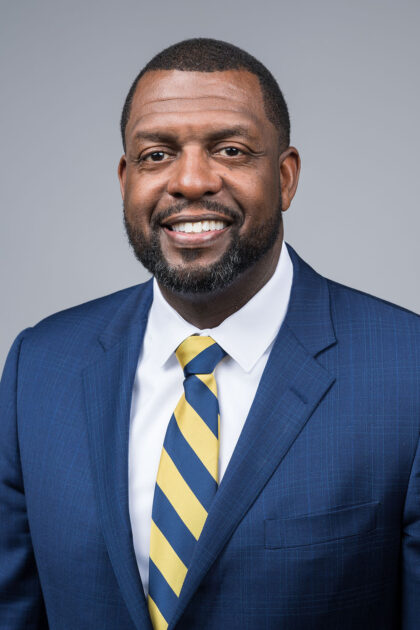 Portrait of Shaun Nelms.