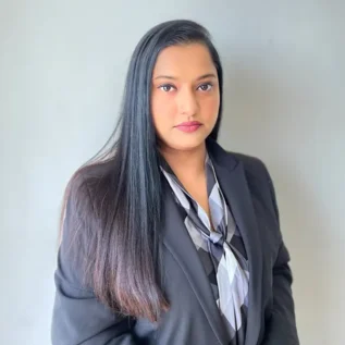 Afshana Hoque headshot