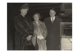 Eleanor Roosevelt and the Wilsons posing for a photograph