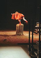 Yael Tarlovsky ’08 onstage