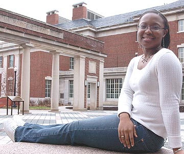 Porschea Lewis ’07