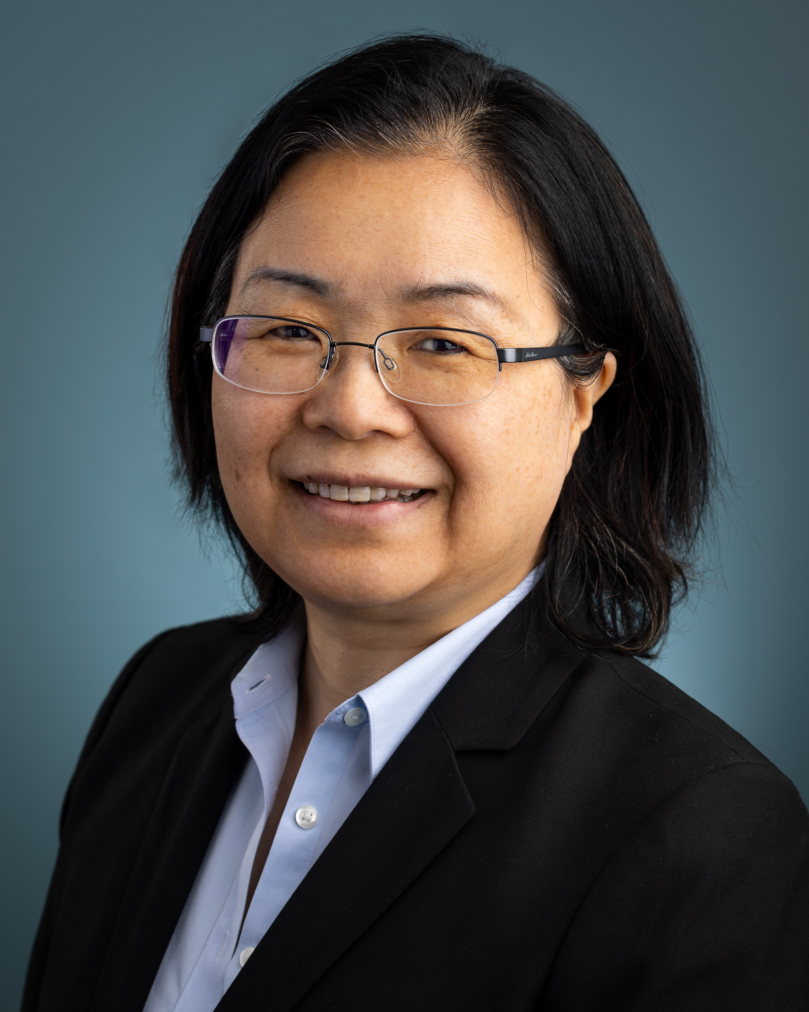 Cynthia Zhang headshot